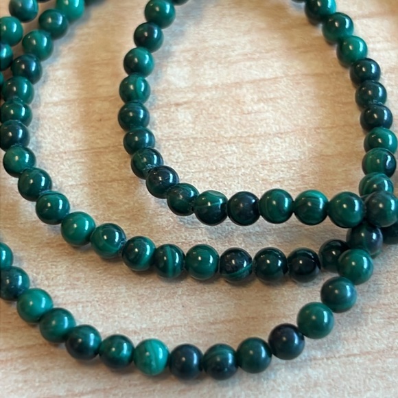 Malachite (ONE) 4mm bracelet - Picture 2 of 2